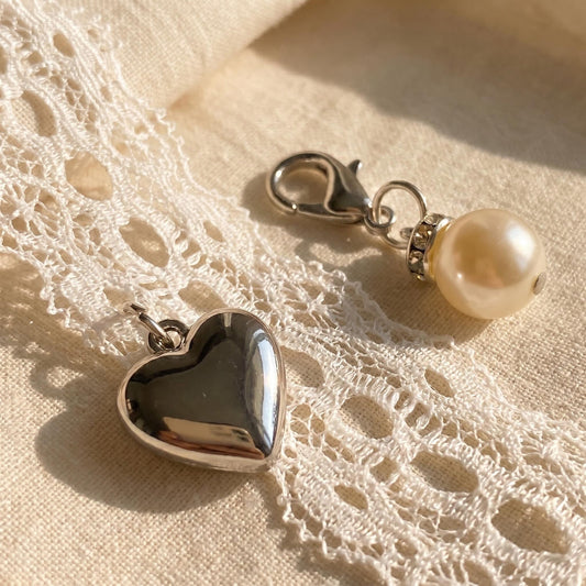 Lace Heart Trainer Charm Set
