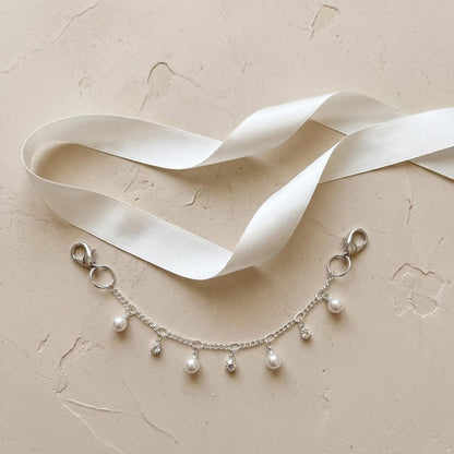 Pearl Ribbon Trainer Styling Kit