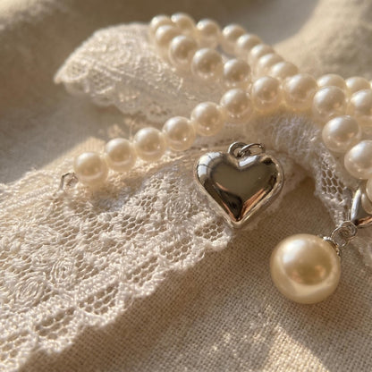 Pearl Lace Bow Trainer Charm Set